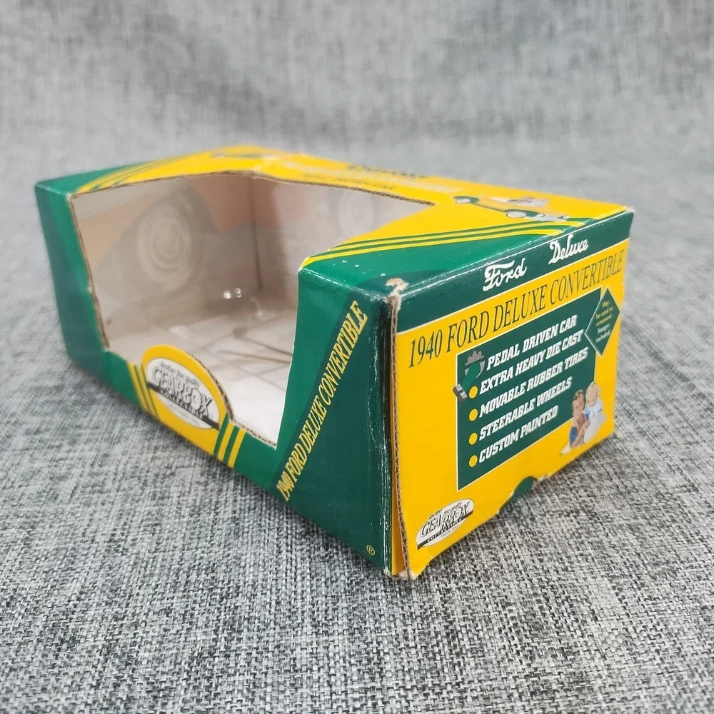 Crayola Gearbox Diecast 1940 Ford Deluxe Yellow Pedal Driven Car 1998